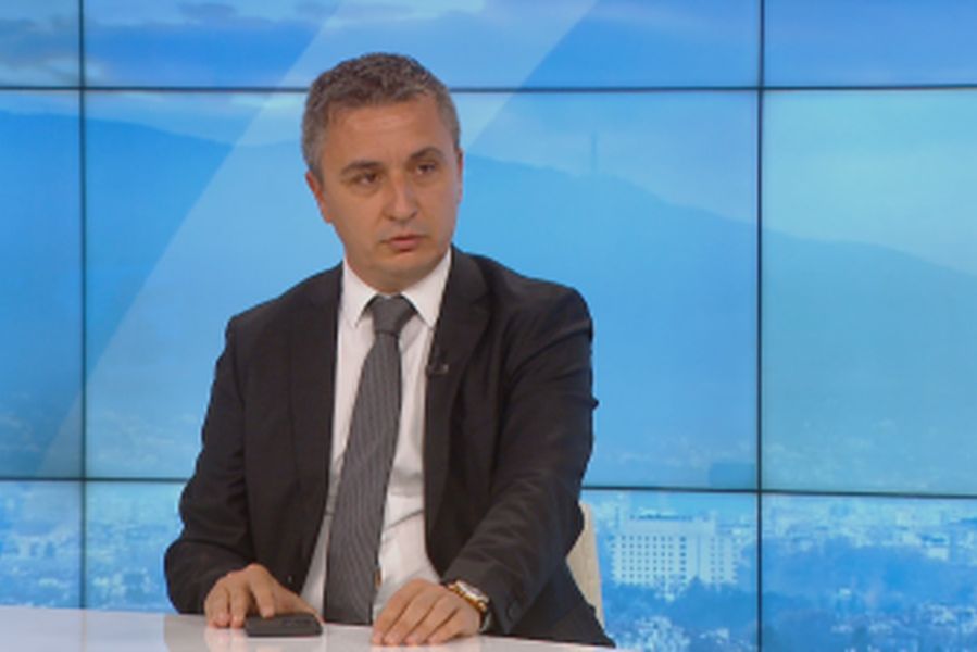 Александър Николов за „Боташ“: Трябва да си абсолютно невменяем, за да подпишеш такъв договор